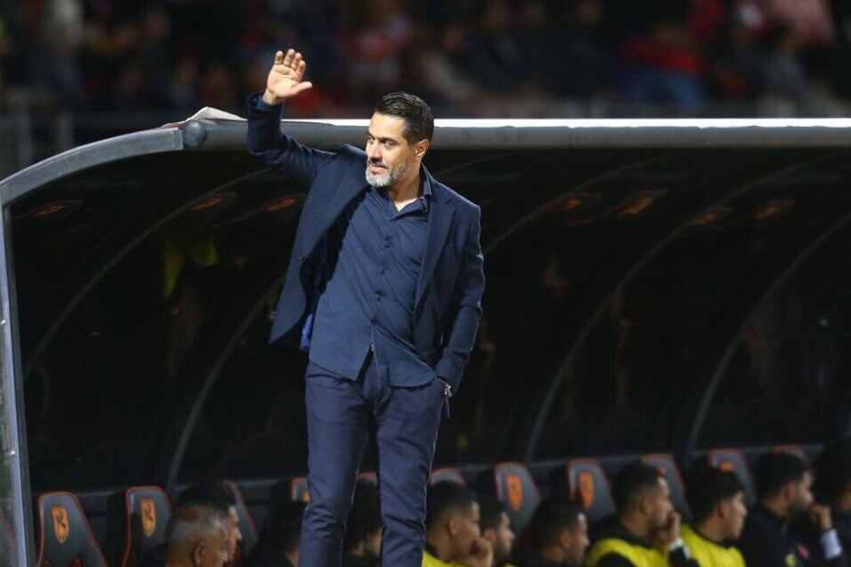 افشین پیروانی : خیالتان تخت مربی خارجی بی مربی خارجی