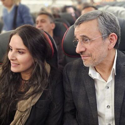 خلاقیت و شگرد هوشمندانه محمود احمدی نژاد برای دست ندادن با زنان+عکس
