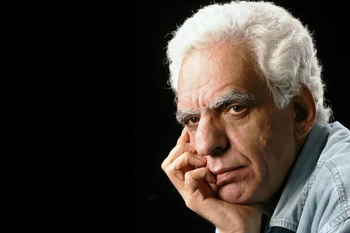 کشف دست نوشته عجیب کنار جسد کیومرث پور احمد