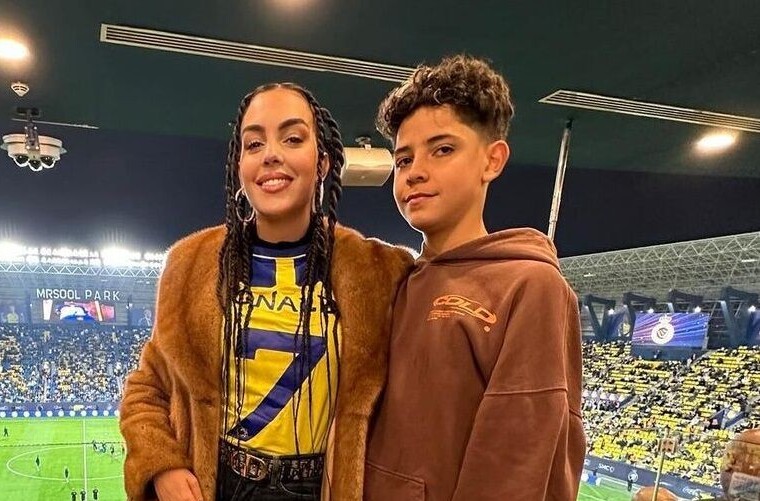 مادرانه های جورجینا برای پسر رونالدو +فیلم