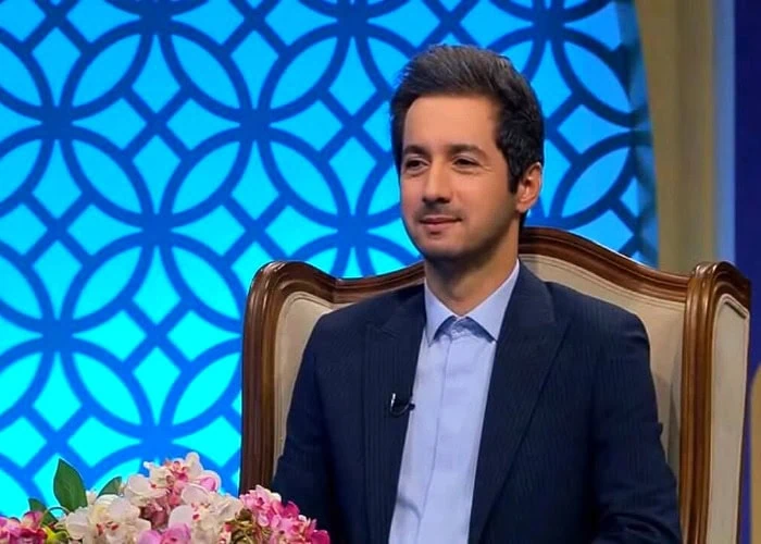 بیوگرافی و زندگی خصوصی نجم‌الدین شریعتی، مجری برنامه سمت خدا و همسرش+ تصاویر  دوران کودکی و قاب دونفره با پسرش