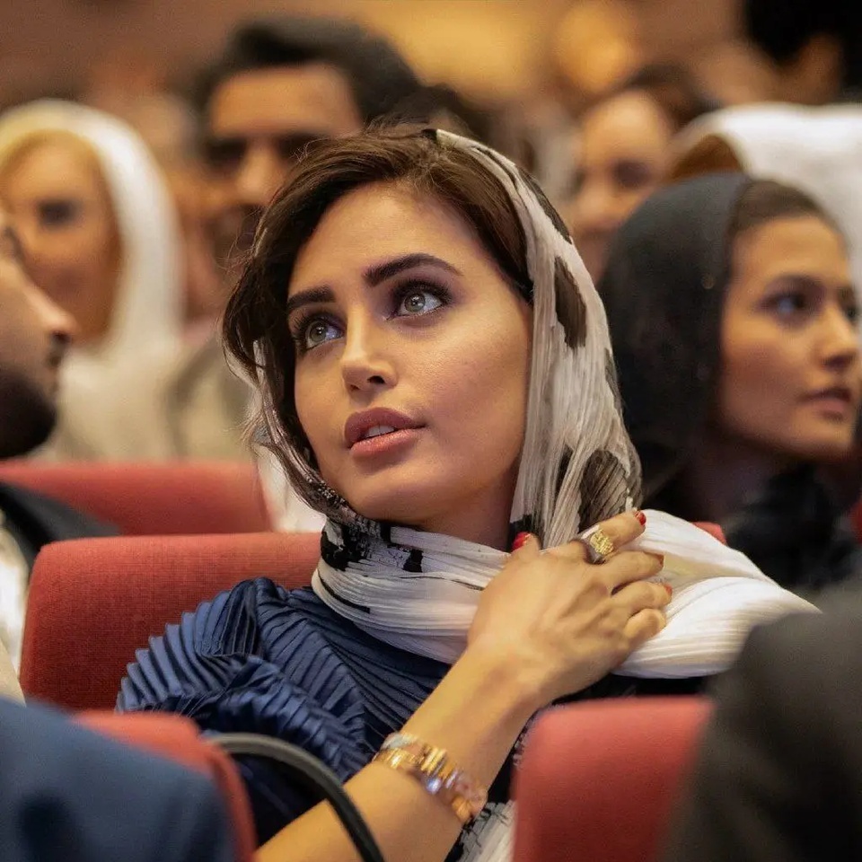 فیلم لورفته از حرص و عصبانیت بی سابقه الناز شاکردوست بر سر طرفدارانش/ خانم شاکردوست از شما بعیده!!!!