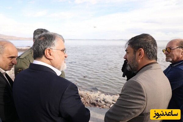 لحظاتی از حضور چهره‌های سیاسی در دریاچه ارومیه؛ از پزشکیان و حسن روحانی تا احمدی‌نژاد و... +عکس