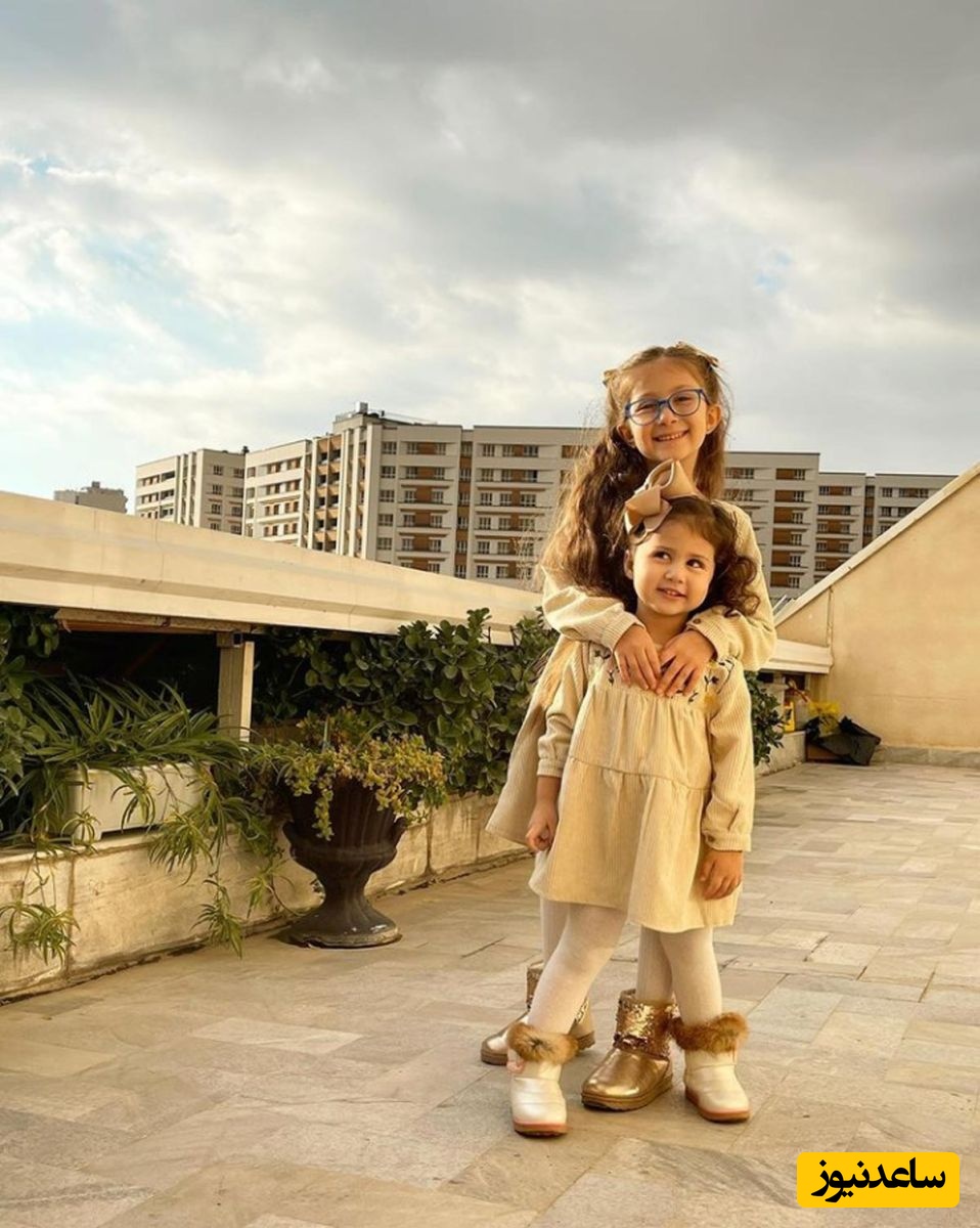 لحظات خوش خانواده استخری در شهربازی در بلژیک/ نبات کوچولو رو ببین  از خستگی تو بغل مامانش ولو شده😂😍