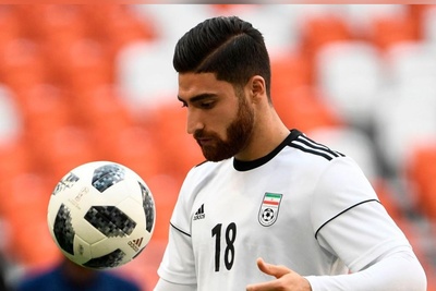 حرکت غیرورزشی بازیکن خرونینگن روی علیرضا جهانبخش که خشم هواداران را برافروخت!