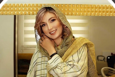 ضیافت رنگ و نور در خانه‌ حدیث میرامینی؛ از آشپزخانه‌ی رویایی با چیدمان اروپایی تا پیانویِ کلاسیک و مبلمان کاراملی در پذیرایی!+ویدیو/ به سلیقه‌اش چه نمره‌ایی میدید؟