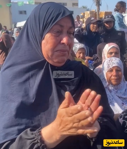 ویدیو تکان‌دهنده: اشک‌های مادران فلسطینی در انتظار لحظه آزادی فرزندان/ هم غم و هم شادی رو میشه تو چهرش دید😢