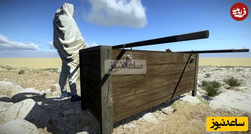 بازسازی از نحوه‌ی استفاده از دسته‌های حلقه‌مانند مزین به سر شیر برای حمل تابوت چوبی در دوران باستان