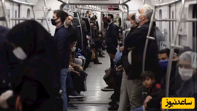 تصاویری از اصلاح موی سر آن هم در وسط مترو!+ ویدیو