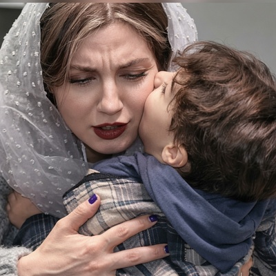 پرپر زدن نوزاد چند ماهه در آغوش مادر؛ روایت سوزناک حدیث میرامینی از ثانیه‌های شوم خفگی فرزندش+فیلم