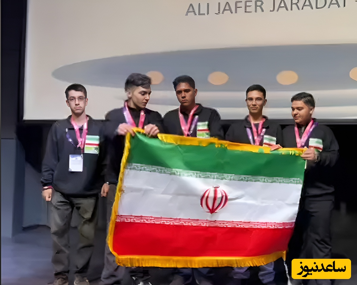 (ویدئو) افتخارآفرینی و سجده شکر؛ قهرمانی مقتدرانه تیم رباتیک ایران در دبی