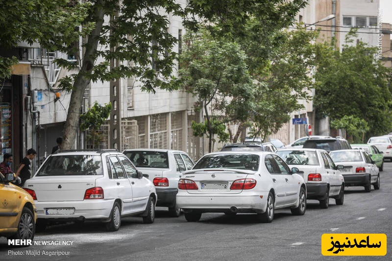 دیدنی امروز/ خلاقیت باحال پیرمرد بامرام برای نگه داشتن جای پارک برای رفیقش/ اصلا رفیق اگه اینجور نبود، باید بوسید و گذاشتش کنار و تمااام🤣