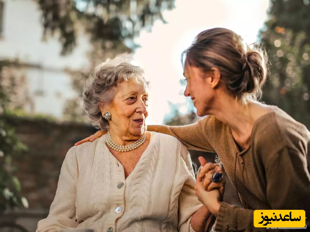 نوه و مادربزرگ