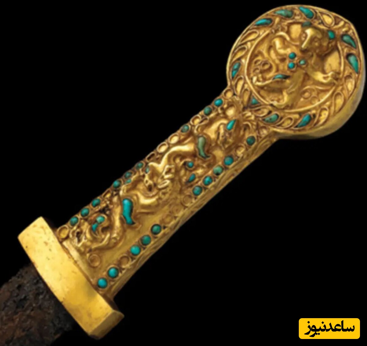 خنجر طلایی 