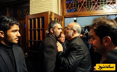 چهره غمزده و صورت ریش دار عابدزاده، عقاب آسیا در مراسم عزای پدرش باحضور علی دایی برای ابراز تسلیت و دلداری/ روحش شاد و یادش گرامی+عکس