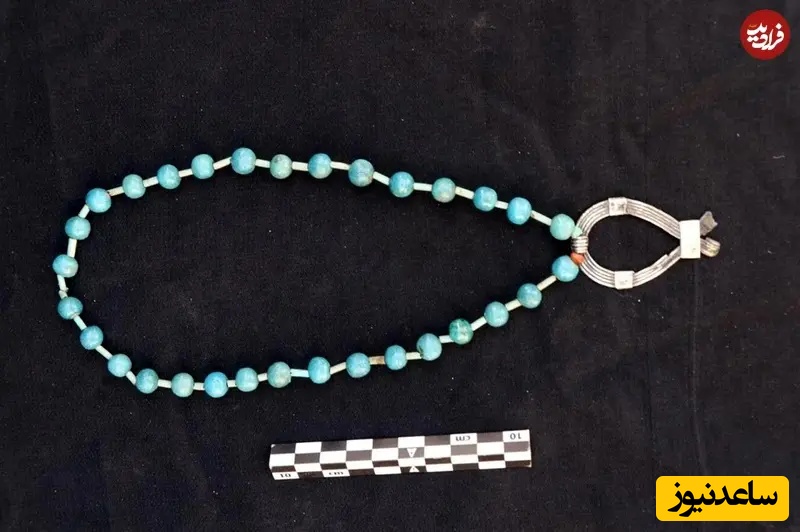 زیورآلات کشفشده بهعنوان اشیاء تدفینی در مقبرهها