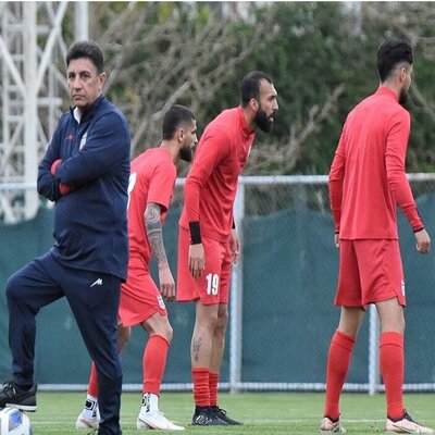 قلعه نویی 2 مربی خارجی باسابقه جام جهانی را برای نیمکت تیم ملی ایران انتخاب کرد