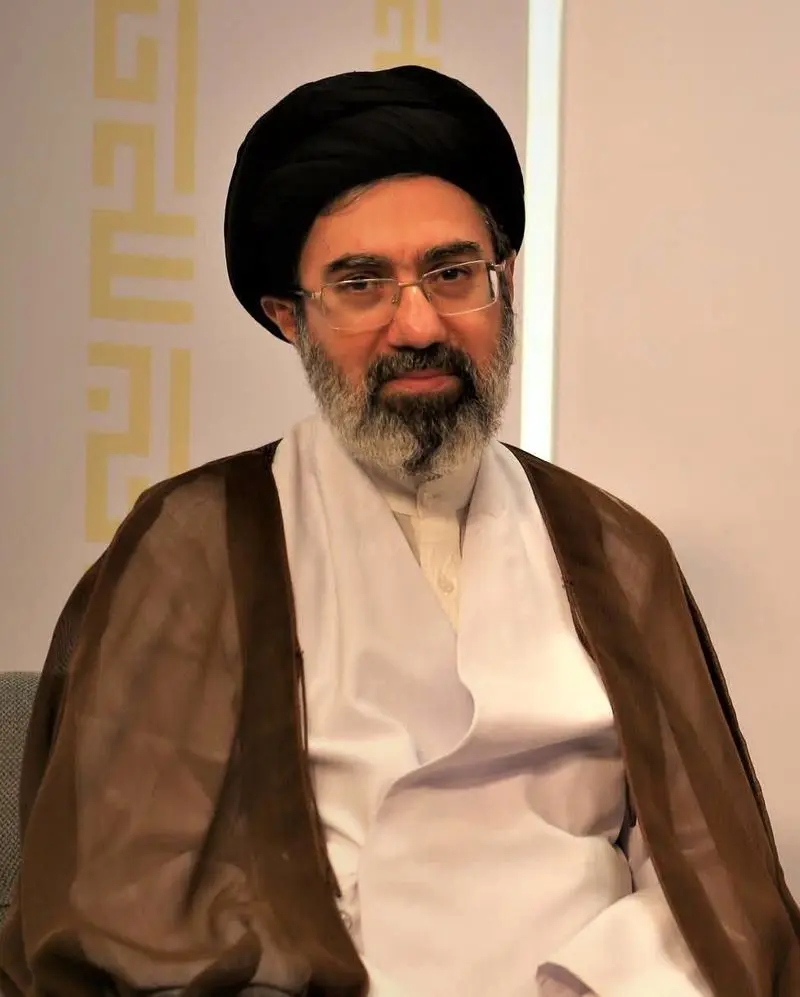 جزئیات نحوه انتخاب آیت‌الله مجتبی خامنه‌ای به عنوان رهبر انقلاب؛ دستی فراتر در کار بود!
