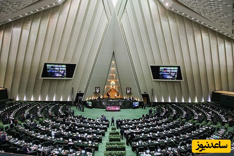 شرق: مقام رهبری بار‌ها بر مداخله‌نکردن نمایندگان در امور اجرائی تأکید کرده‌اند