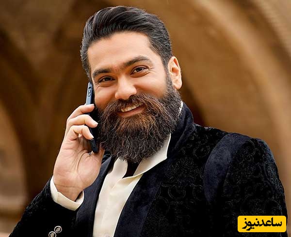 (ویدئو) اجرای زنده و عالی علی زندوکیلی در خودرو با تیپ گنگ / زلف بر باد مده تا ندهی بر بادم، ناز بنیاد نکن تا نکنی بنیادم