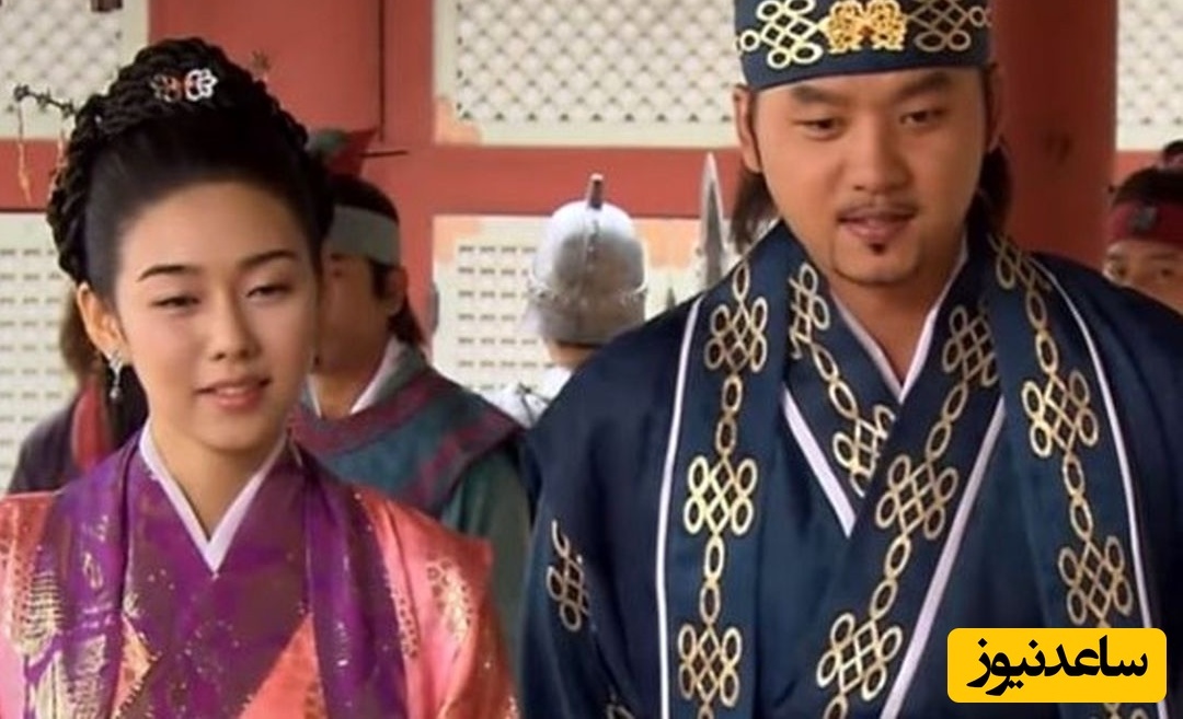 «زن تسو و زن جومونگ» در حال نگاه کردن عکس در پشت‌صحنه سریال «جومونگ»