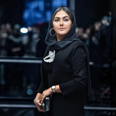از کتونی تا کلاه بیسبال؛ چرا استایل کژوال هدی زین‌العابدین در مراسم اکران جنجال‌ساز شد؟/ نقد و بررسی استایل خانم بازیگر