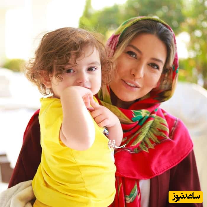فریبا نادری؛ بچم رو کانادا بدنیا آوردم تا فرصت درس خوندن بدون استرس کنکور رو داشته باشه..