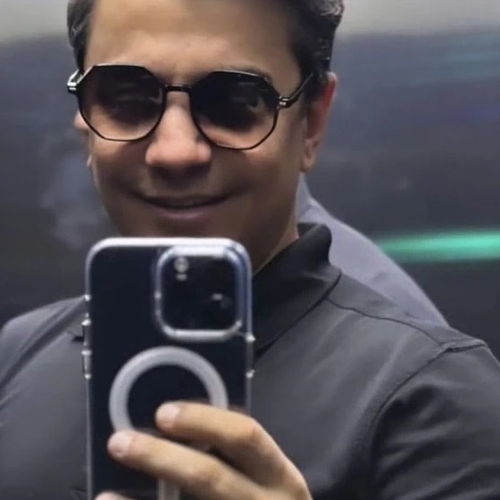 محسن ابراهیم زاده