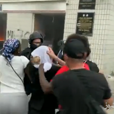 حمله پلیس فرانسه به زن محجبه و برداشتن حجاب از سر او +ویدئو