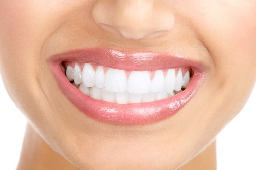 ماسکی که سیاهی حفره های دندانی را ازبین می برد!