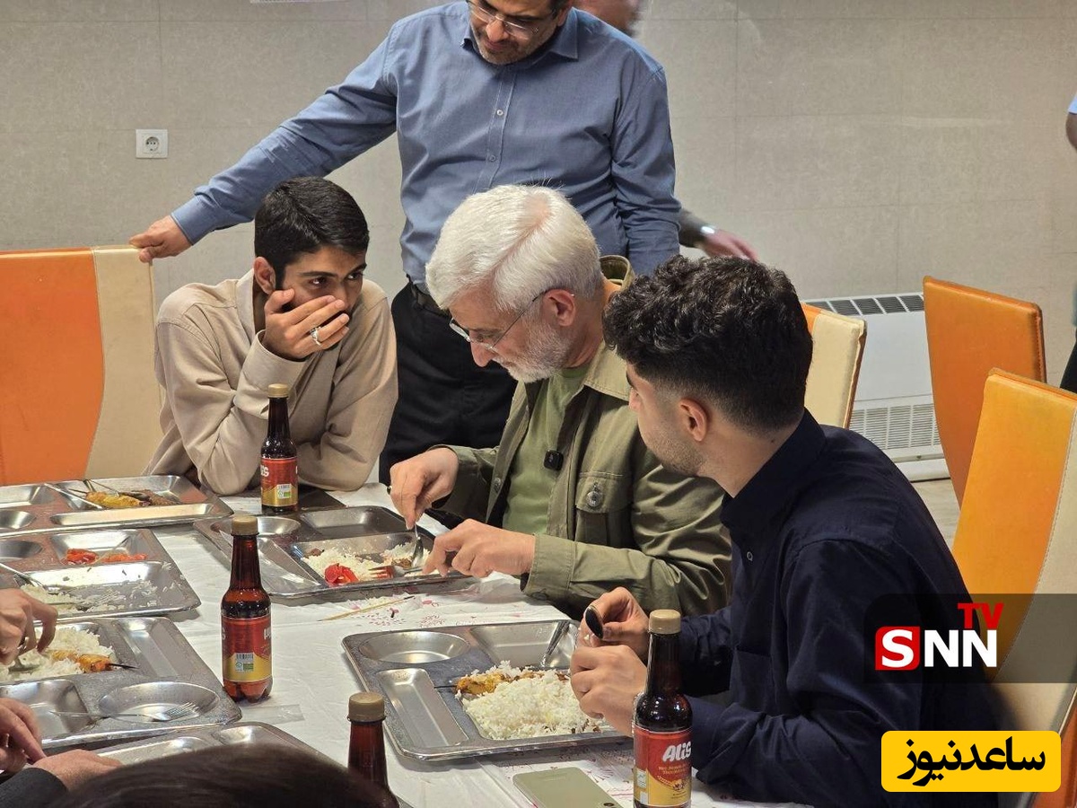 (ویدئو) ترجیح سلف دانشجویی به سلف اساتید؛ روایت متفاوت از حضور سعید جلیلی در دانشگاه علوم پزشکی شیراز