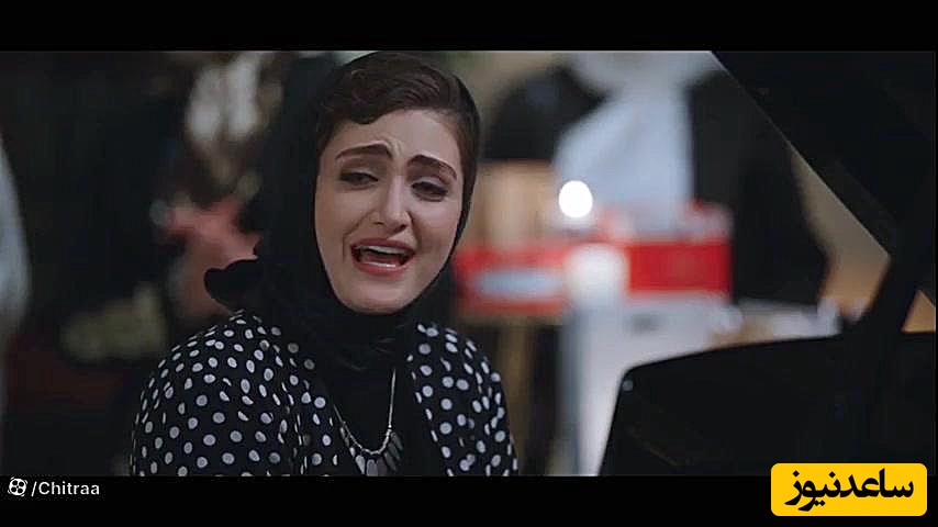 لحظاتی از پیانونوازی الناز ملک و آوازخوانی جواد عزتی، مهران غفوریان و عباس جمشیدی‌فر+ویدیو/ چقدر رمانتیک شد این تیکه‌😍