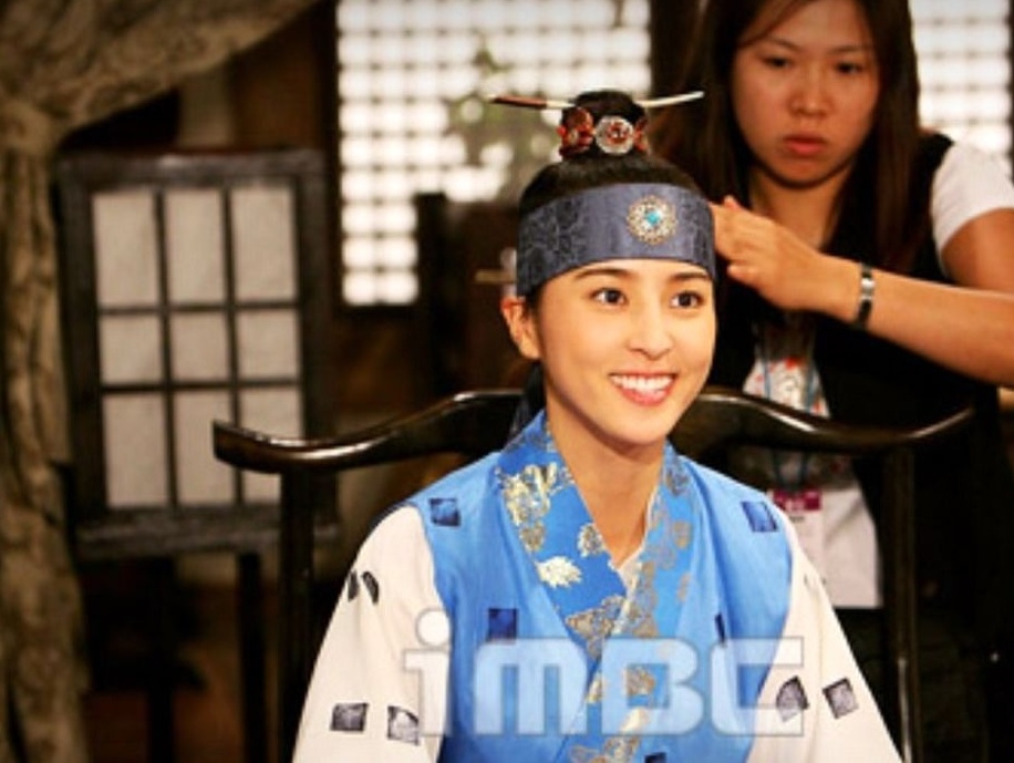 «سوسانو» و شوهر اولش «اوته» در اتاق استراحت سریال «جومونگ»