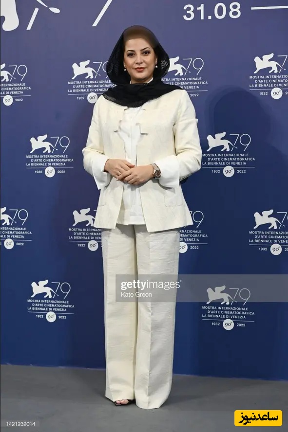 طناز طباطبایی