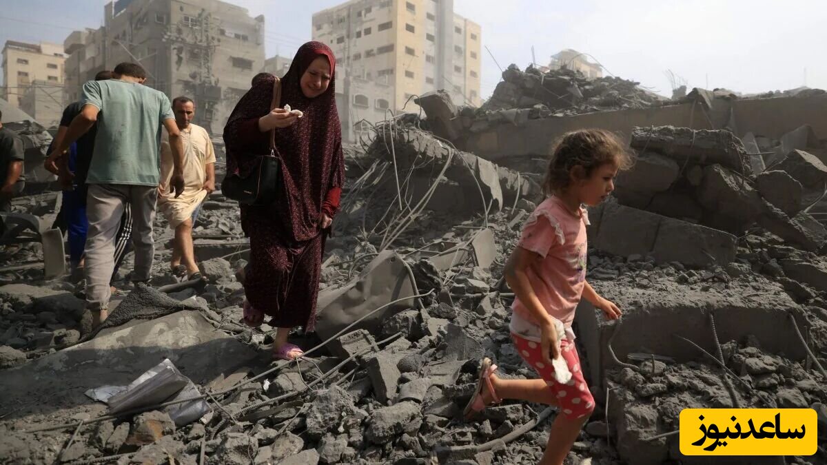 (فیلم) صحنه دلخراش از پرت شدن تکه هایی از جنازه بچه‌ فلسطینی به ساختمان کناری در غزه!
