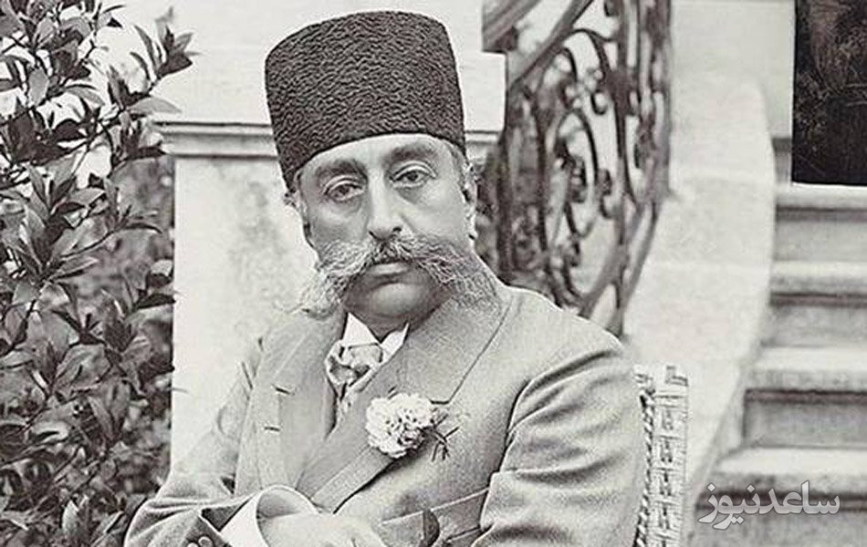 عکسی کمتر دیده شده از مظفرالدین شاه قاجار در کنار یک پلنگ ایرانی