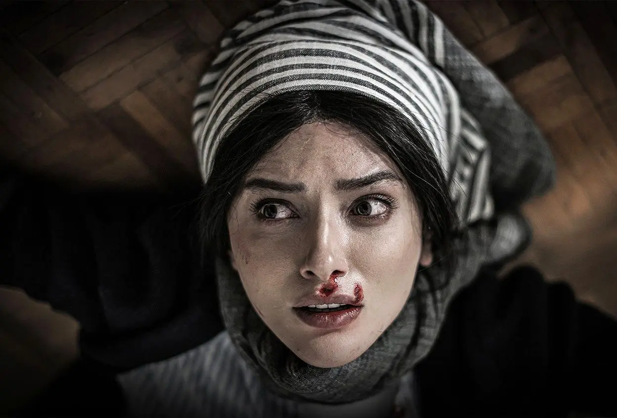 نگاهی به جشن تولد منحصربفرد آوا محقق، نورایِ سریال شغال در کوه و در میان انبوه برف+ عکس/ دیدین توی فیلم چه بلایی وحشتناکی سرش اومد؟