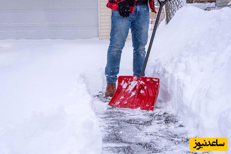 ابتکار به دردبخور و جذاب شهرداری این استان در جلوگیری از هدر رفتن برف به سبک ژاپنی‌ها+فیلم/ این کارتون ایول حسابی داره👏