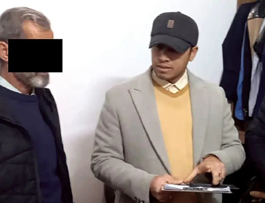 قتل فجیع زن مسن با ضربات تبر در رختخواب توسط همسرش + عکس صحنه جرم