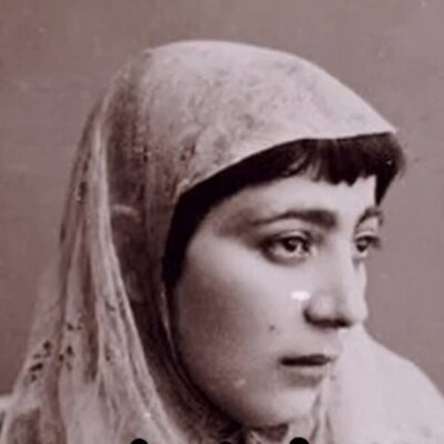 عمل زیبایی 72 سال پیش در ایران!+فیلم / این دکتر از زمان جلوتر بود...