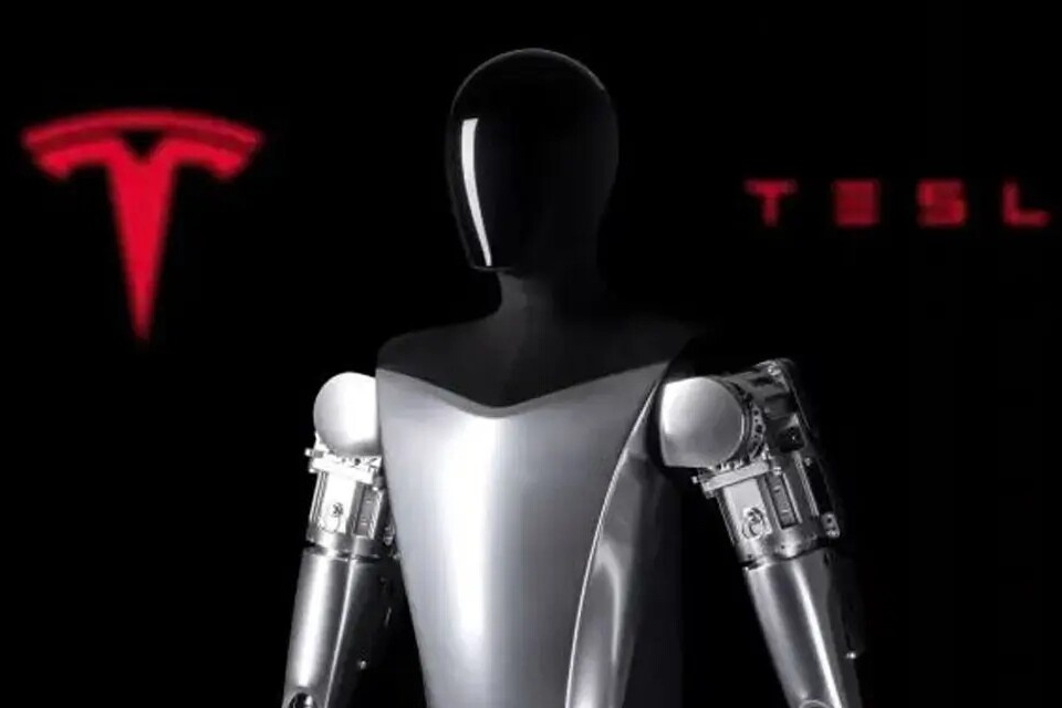 ویدئو| جدال هیجان‌انگیز Optimus با جاذبه زمین؛ تسلط بی‌نظیرش در حفظ تعادل که همه را میخکوب کرد