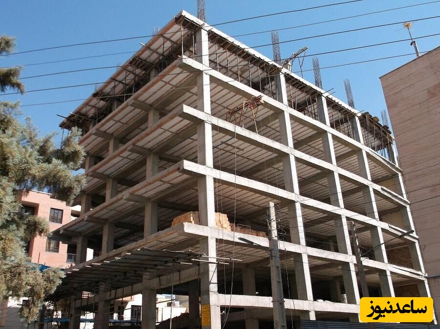 تخریب غیر اصولی ساختمان نیمه کاره توسط شهرداری تهران/ برق یک منطقه قطع شد +ویدئو