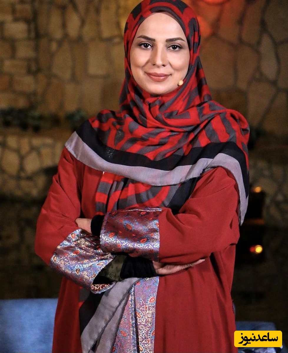 روشنک عجمیان