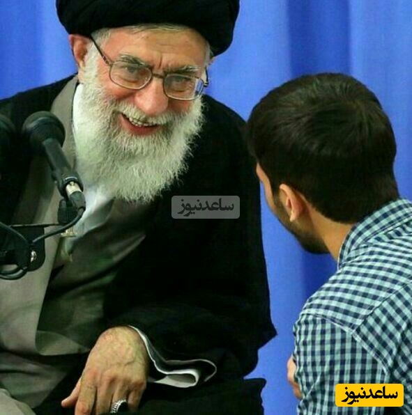 شوخی های جالب مقام معظم رهبری با طنز پردازان خبره:‌ریشمون دست سیاست‌مدارهاست...ریشی که نداری/ کتاب رو نمیبریم که...اونم آخوند!