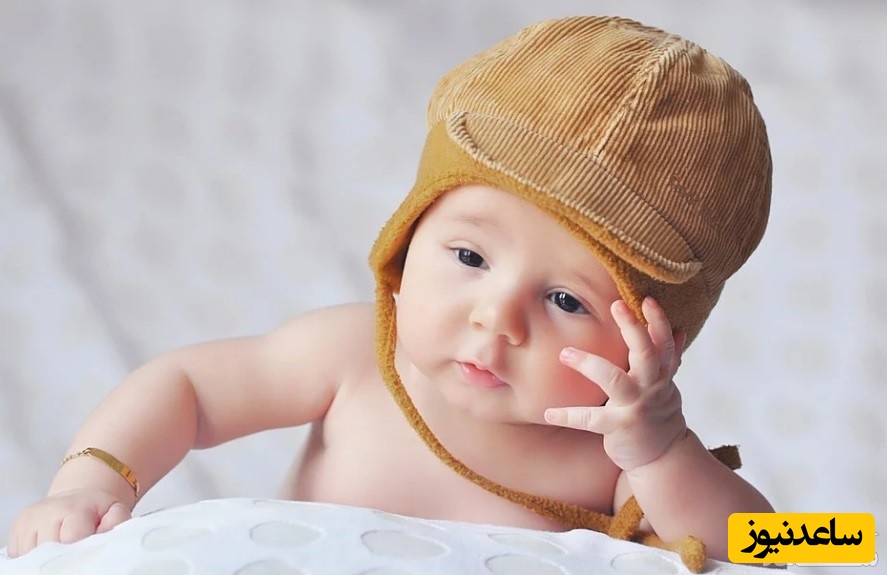 علت سیاه شدن دندان کودک دو ساله چیست؟