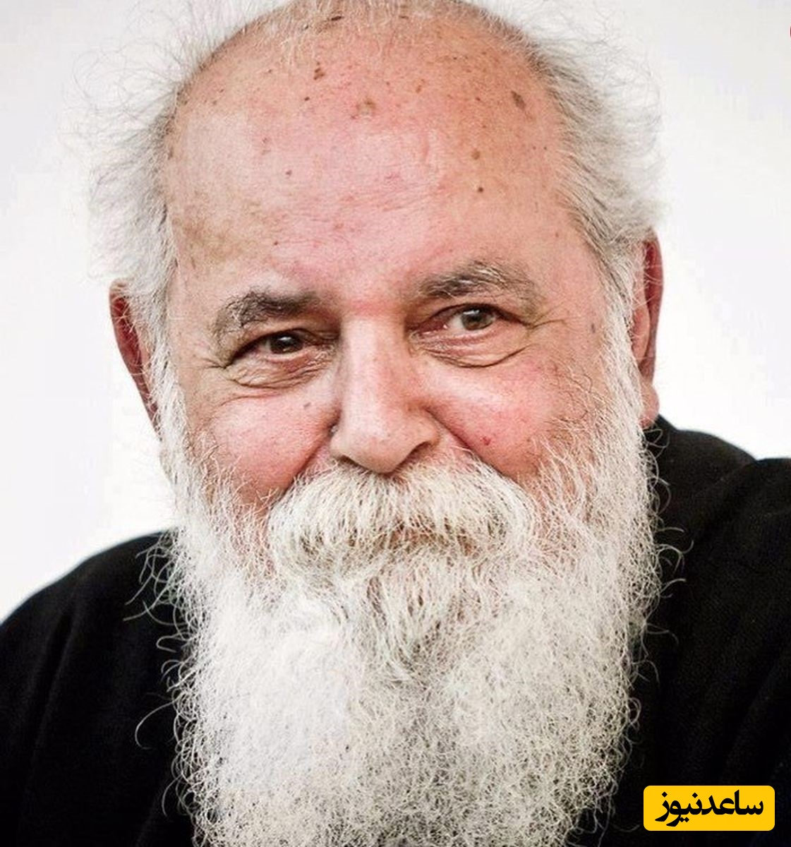 توصیف زیبایی عشق از زبان هوشنگ ابتهاج/ عشق شادیست ، عشق آزادیست، عشق آغاز آدمی زادیست...+ویدیو