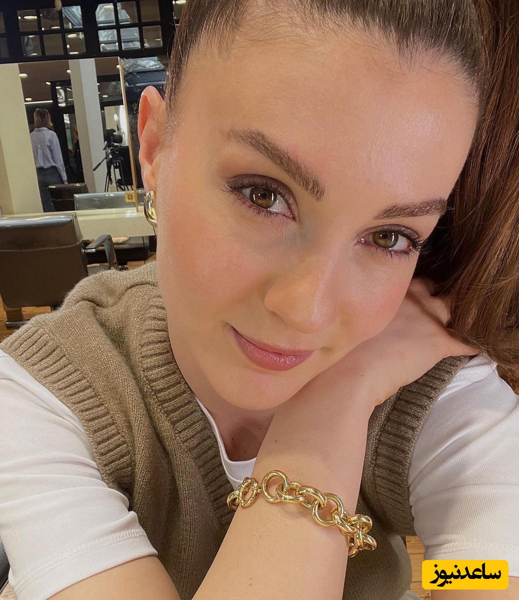 ژست خاص بورجو اوزبرک در دل شب با ویوی تنگه بوسفر😎