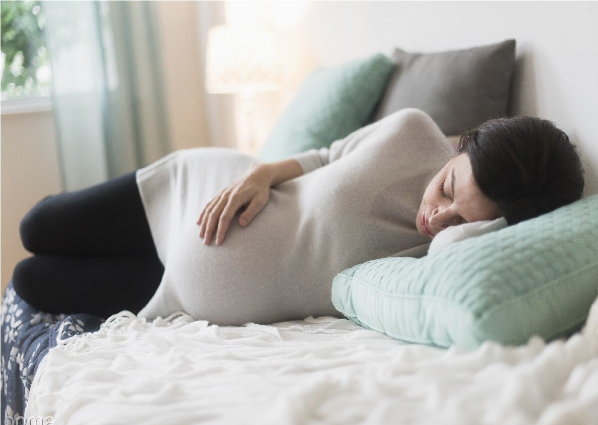 در بارداری های دوقلو چگونه بخوابیم؟