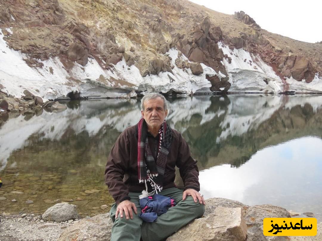 (عکس) کوهنوردی رئیس جمهور به همراه پسر و عروس و نوه‌ها برای فتح قلعه بابک در کلیبر
