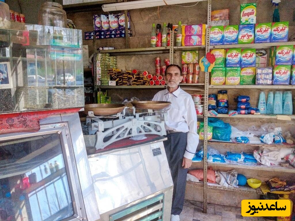 خلاقیت منحصربفرد بقال ارومیه ای برای کِشاندنِ مشتری به مغازه حماسه ساز شد + عکس/هیتلر هم مغز اینو نداشت!🤣